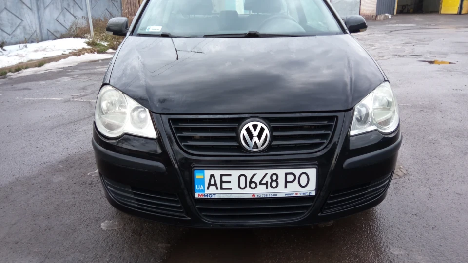 Volkswagen Polo Hatchback 2