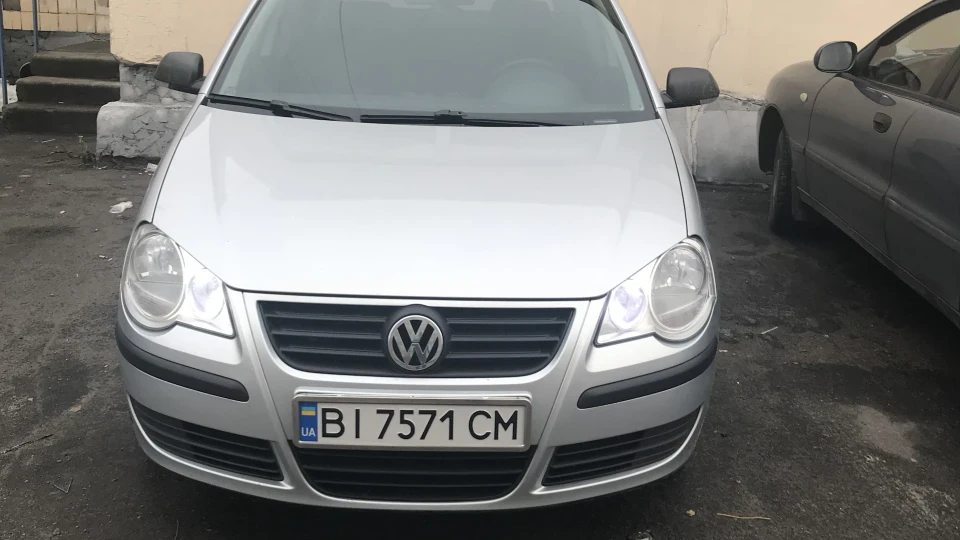 Volkswagen Polo Hatchback 2