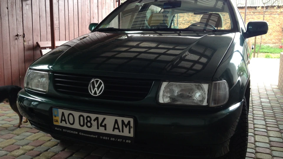 Volkswagen Polo Hatchback 2