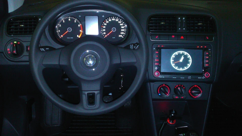 Volkswagen Polo Hatchback 2