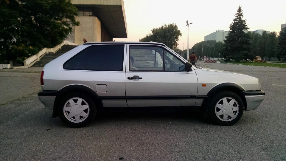 Volkswagen Polo Hatchback 5