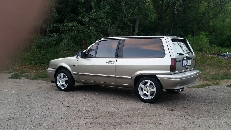 Volkswagen Polo Hatchback 3