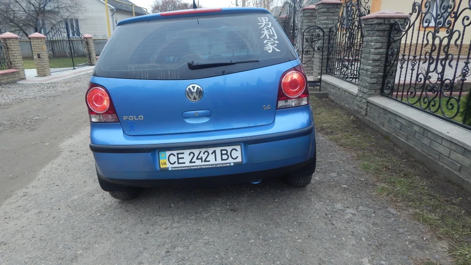 Volkswagen Polo Hatchback 2