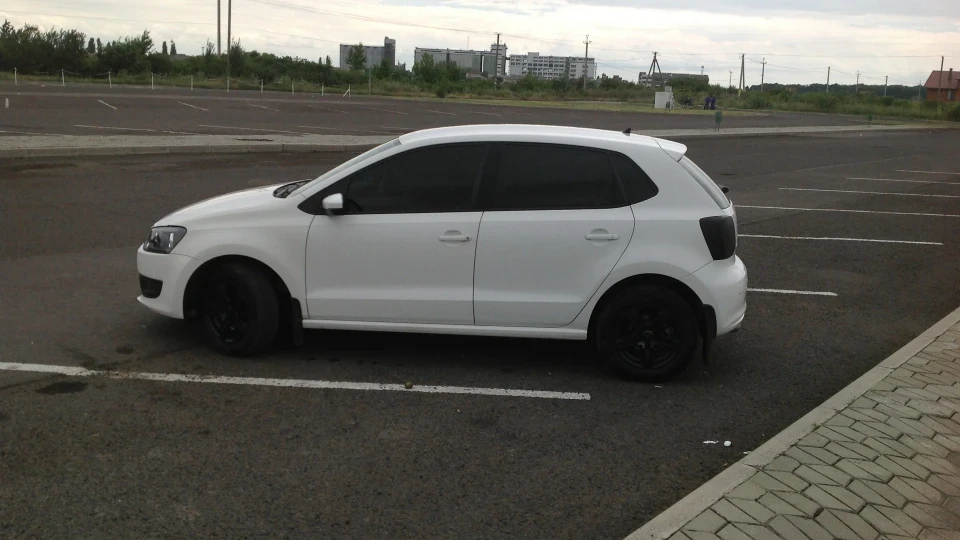 Volkswagen Polo Hatchback 3