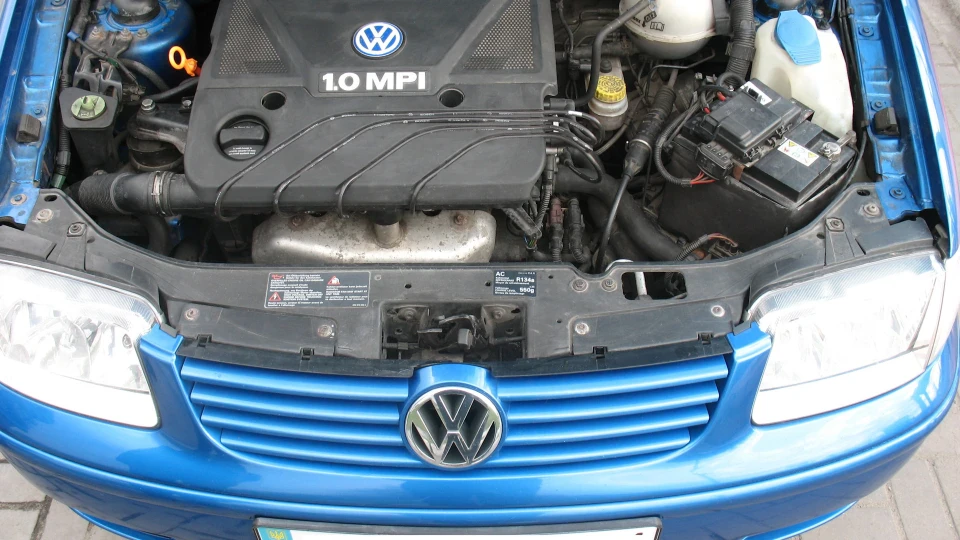 Volkswagen Polo Hatchback 1.0 4