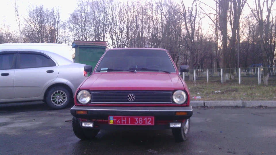Volkswagen Polo Hatchback 1.1 MARK2 4