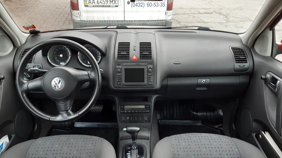 Volkswagen Polo Hatchback 1.4 Edition 2