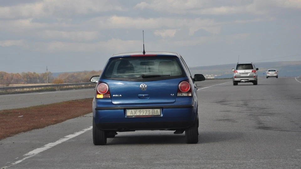 Volkswagen Polo Hatchback 1.4 МКПП 3