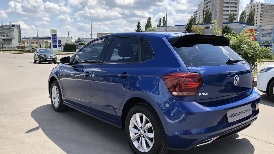 Volkswagen Polo Hatchback 2G R-line Reef Blue 3