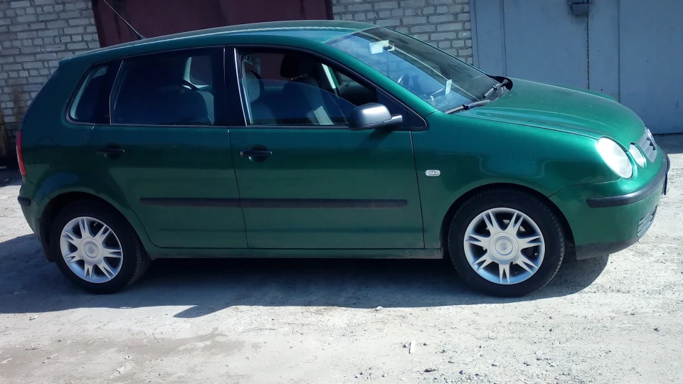 Volkswagen Polo Hatchback 7,5л.с.