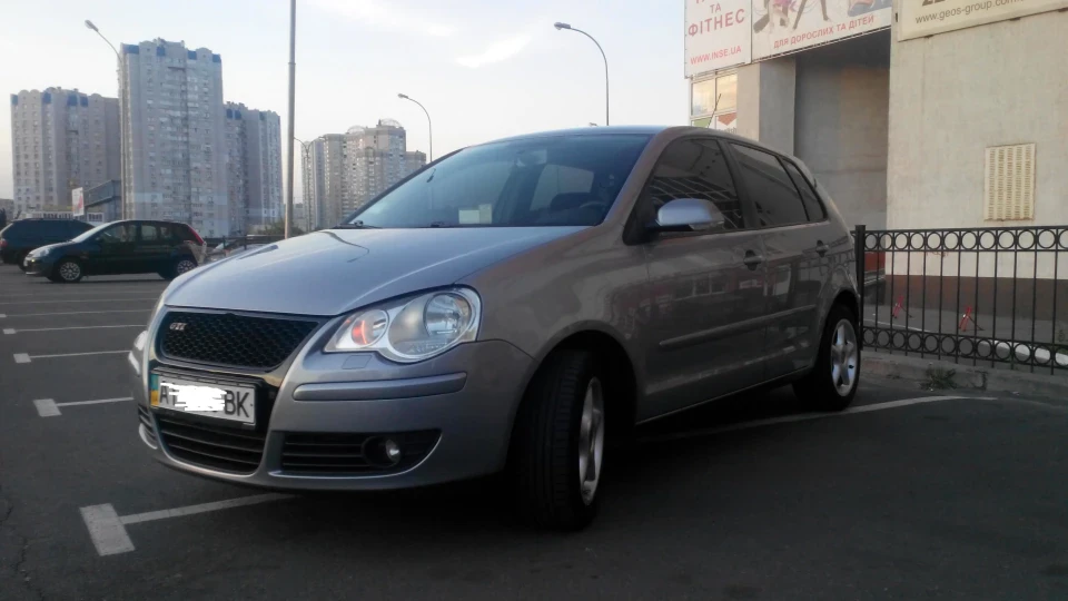 Volkswagen Polo Hatchback 9n3 Comfortline 1.4 BUD 4