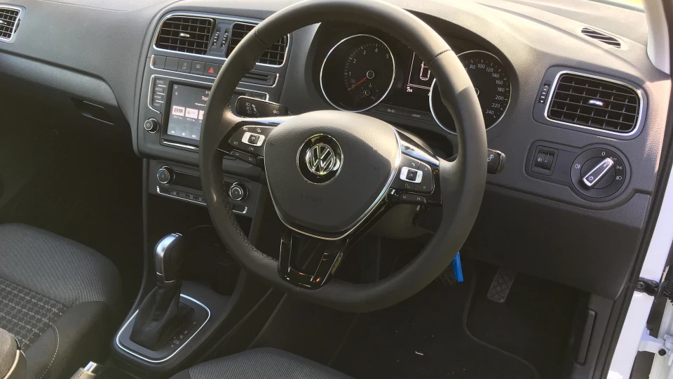 Volkswagen Polo Hatchback AMY 4