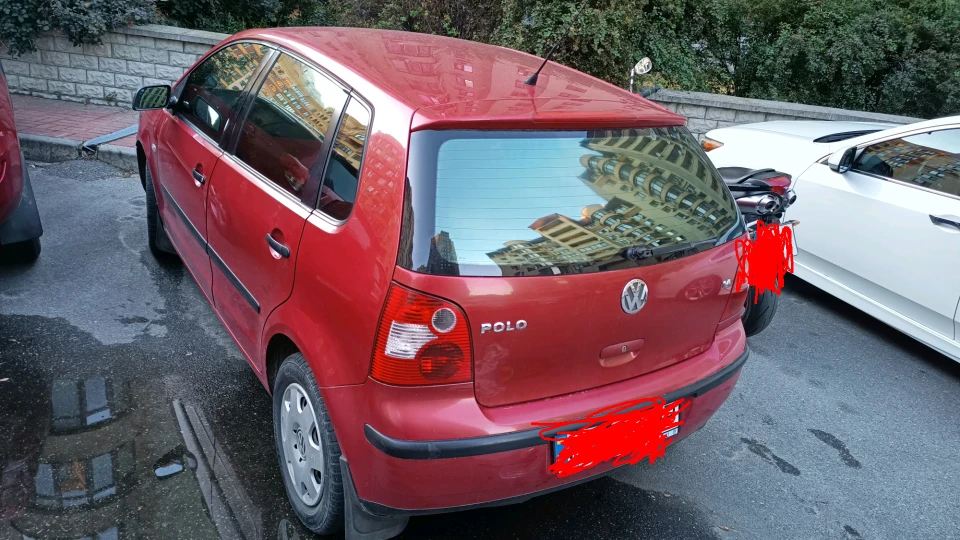 Volkswagen Polo Hatchback AT A2B