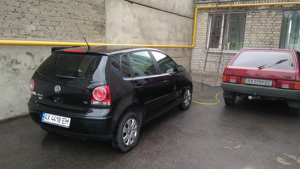 Volkswagen Polo Hatchback Бетмен 2