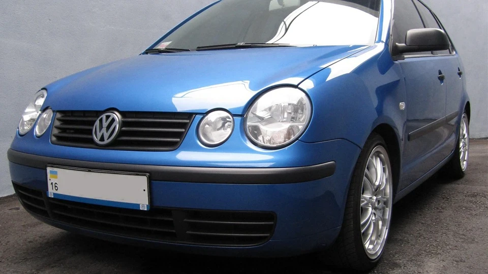 Volkswagen Polo Hatchback Blue edition 5