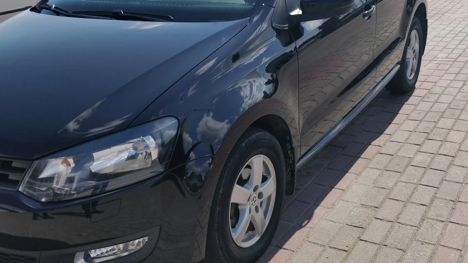Volkswagen Polo Hatchback Чорний металік 5