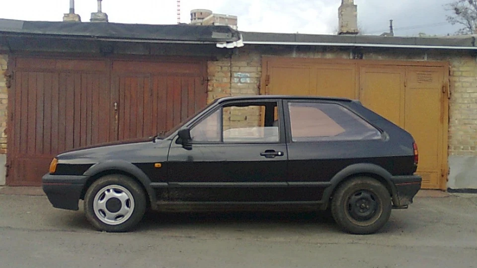 Volkswagen Polo Hatchback Coupe GT 2