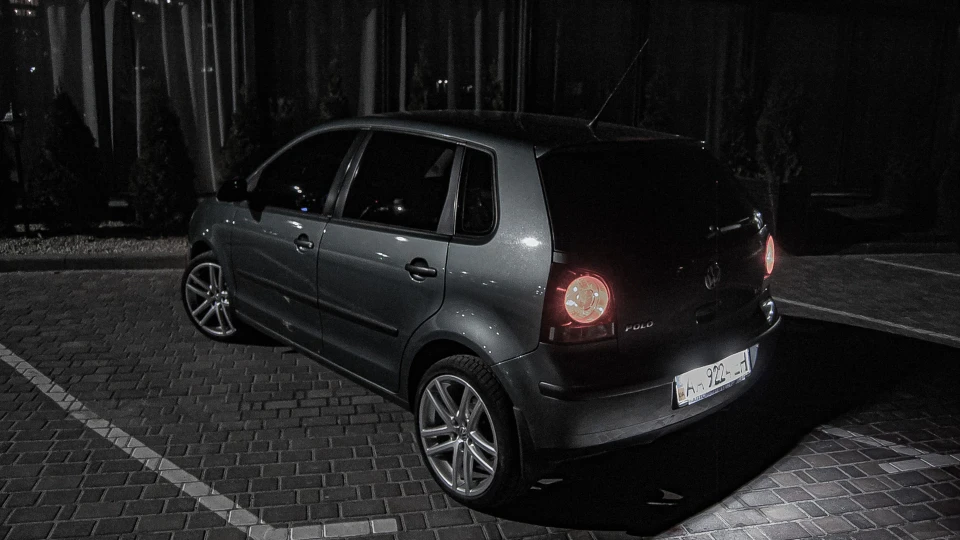 Volkswagen Polo Hatchback Daily car 4
