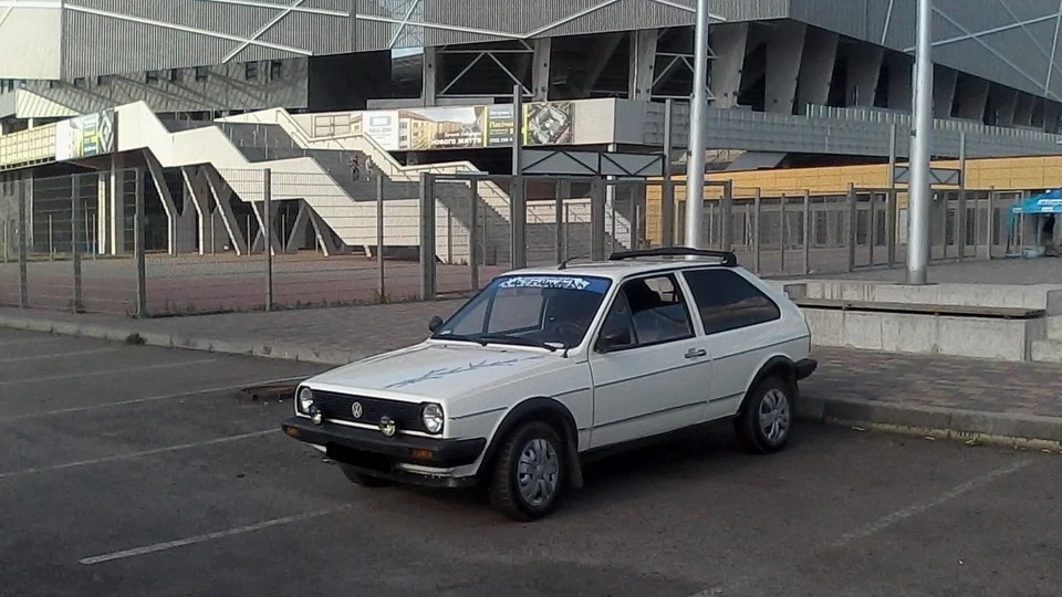 Volkswagen Polo Hatchback Formel E 3