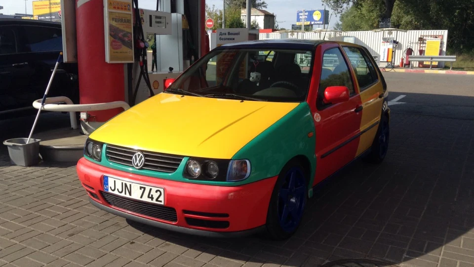 Volkswagen Polo Hatchback Harlekin 3