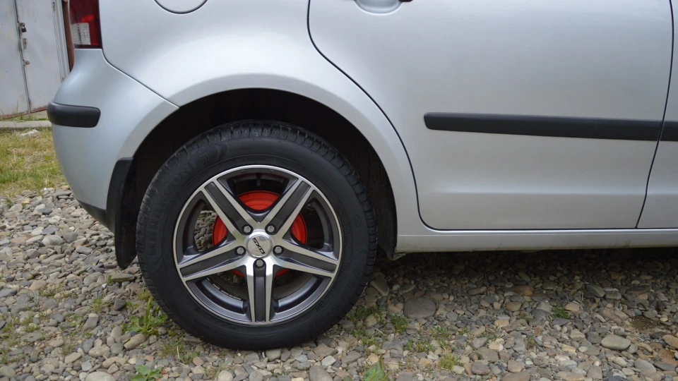 Volkswagen Polo Hatchback люблю свій міні Car 2