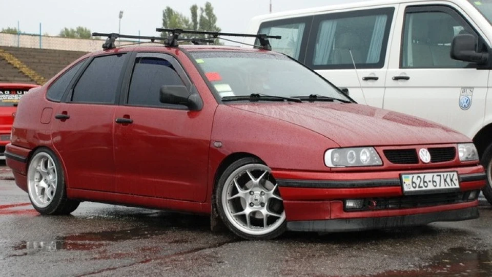 Volkswagen Polo Hatchback Polo 2.0 16v 4