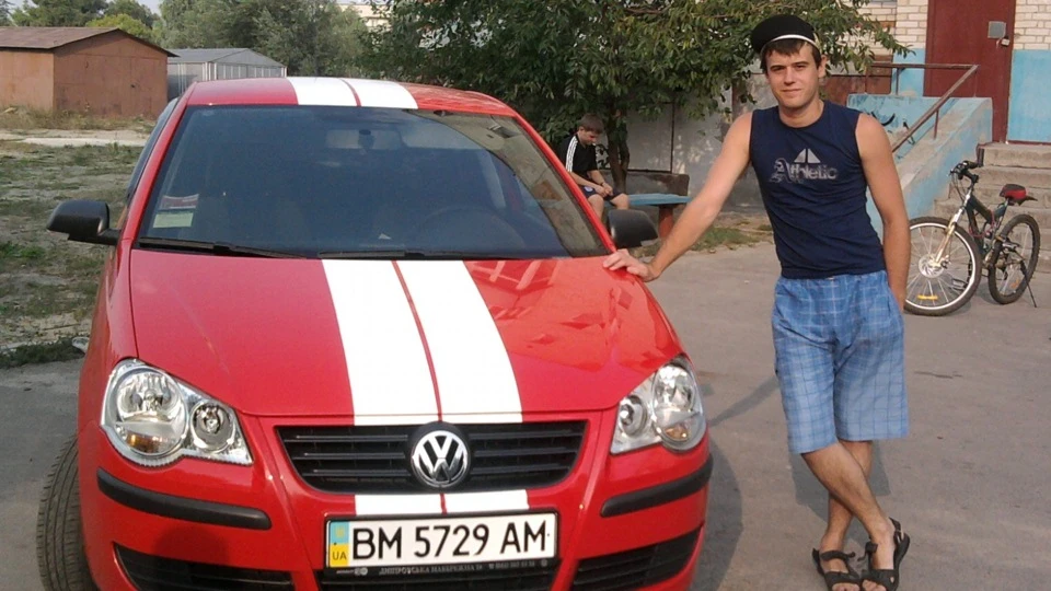 Volkswagen Polo Hatchback ПАПУГАЙЧИК) 3