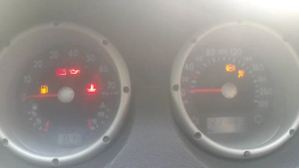 Volkswagen Polo Hatchback Red Dream II 4