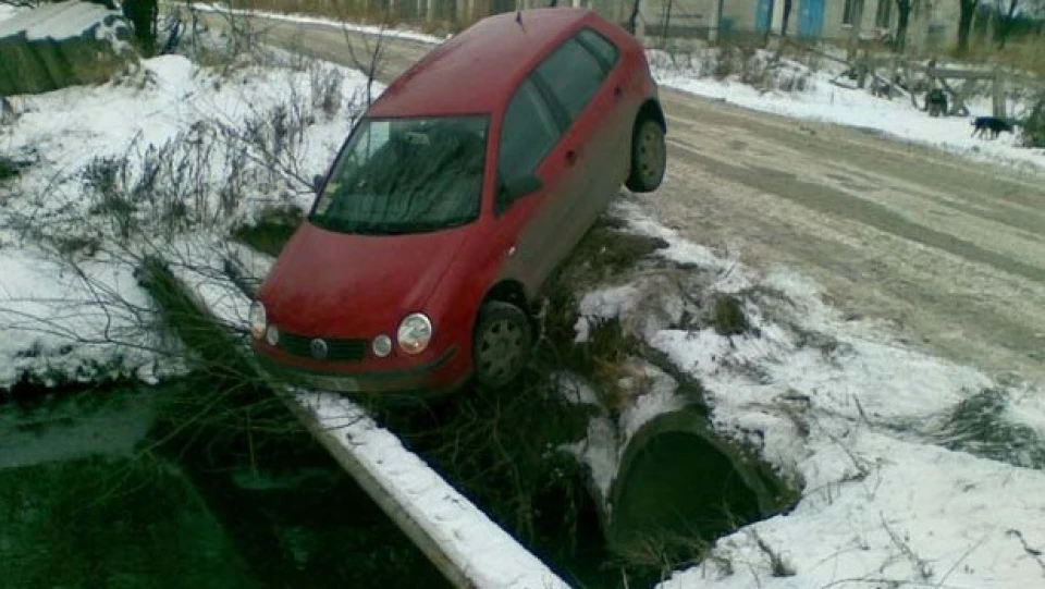 Volkswagen Polo Hatchback RED-Sport :) 2