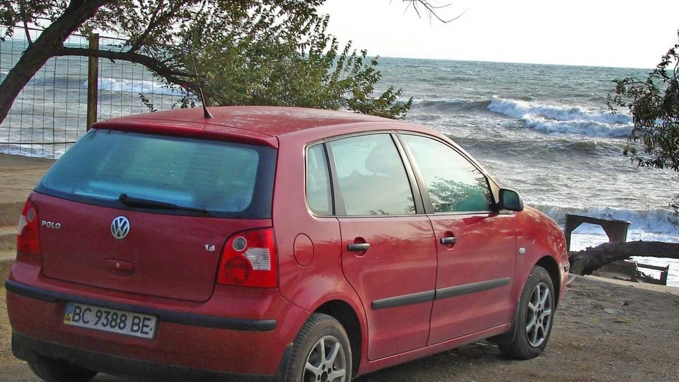 Volkswagen Polo Hatchback RED-Sport :) 5