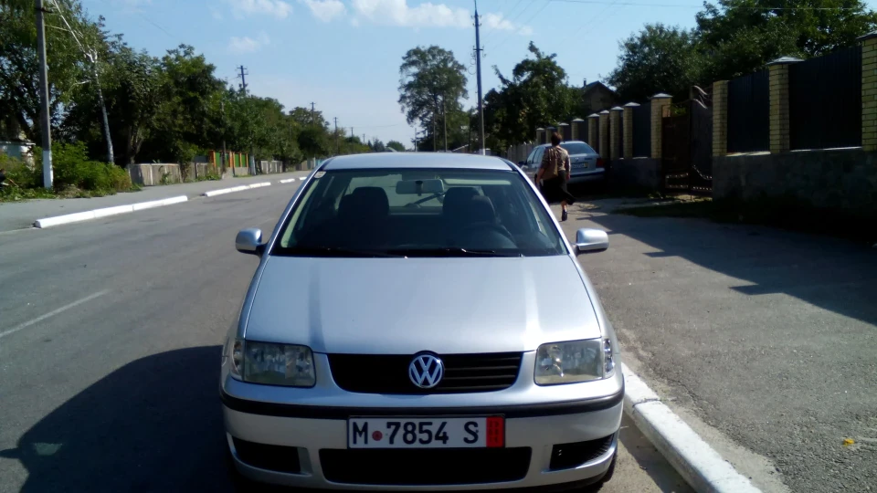 Volkswagen Polo Hatchback Tirok