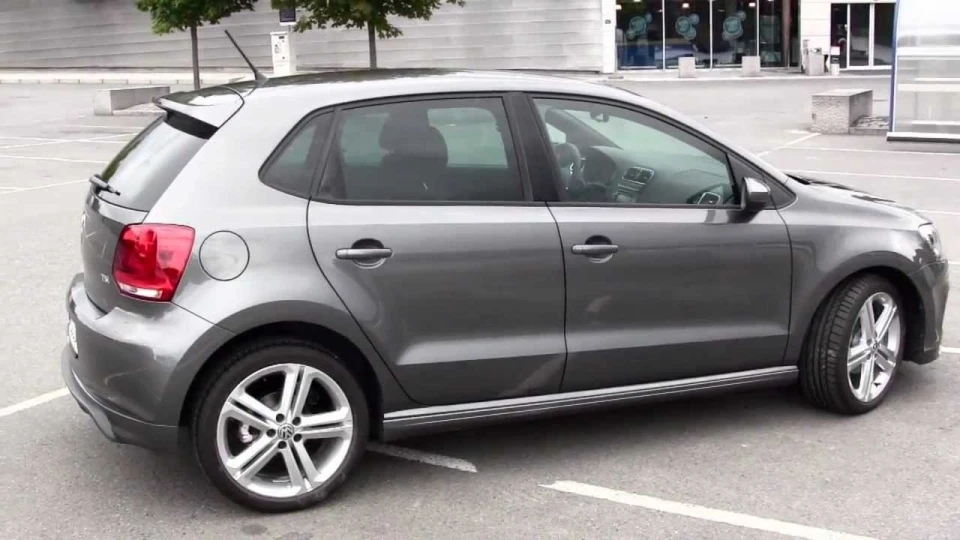 Volkswagen Polo Hatchback TSI 2