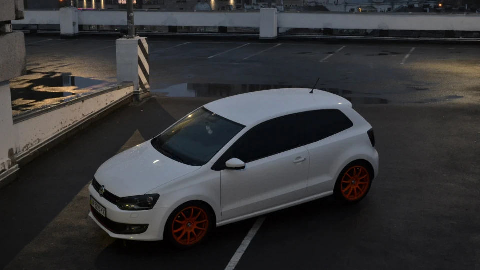 Volkswagen Polo Hatchback Турбо Свердлик 3