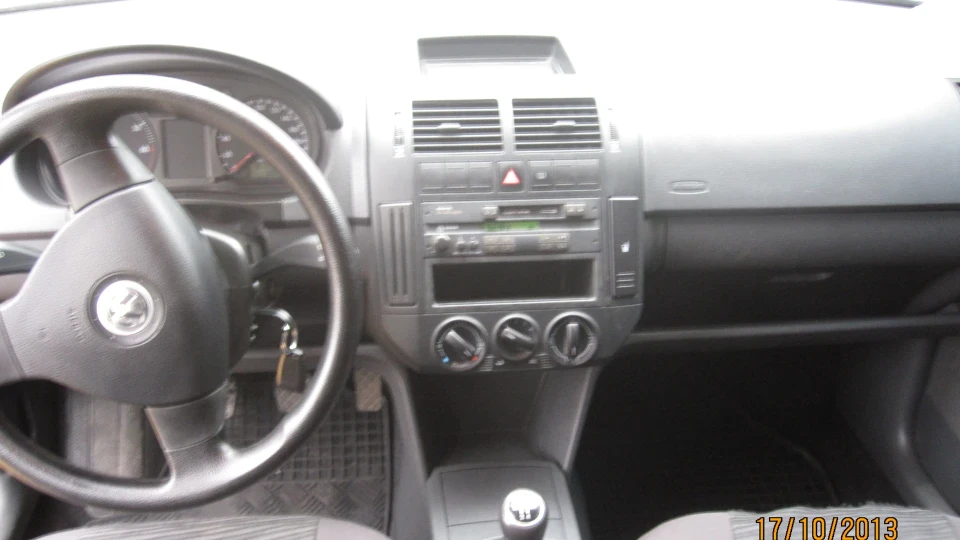 Volkswagen Polo Hatchback VR 3