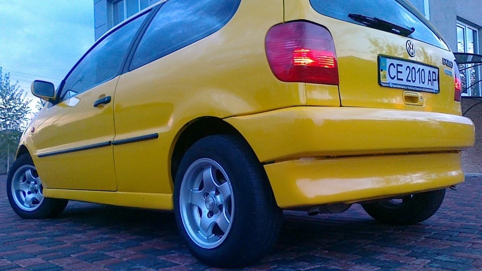 Volkswagen Polo Hatchback Yellow 1.9 d 4
