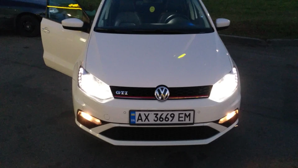 Volkswagen Polo Sedan