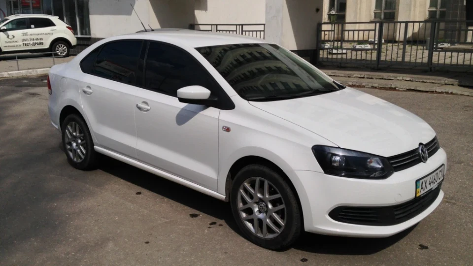 Volkswagen Polo Sedan