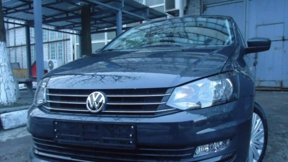 Volkswagen Polo Sedan
