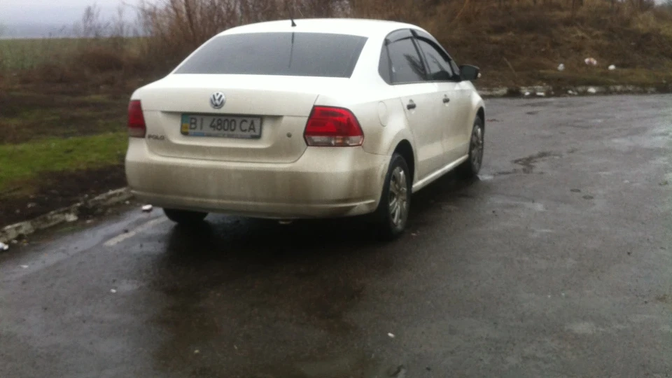 Volkswagen Polo Sedan 2