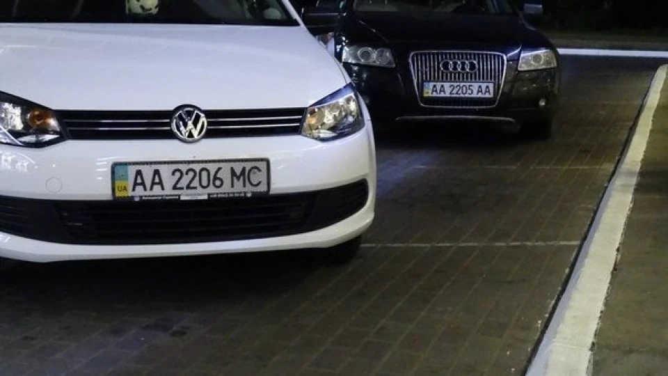 Volkswagen Polo Sedan 3