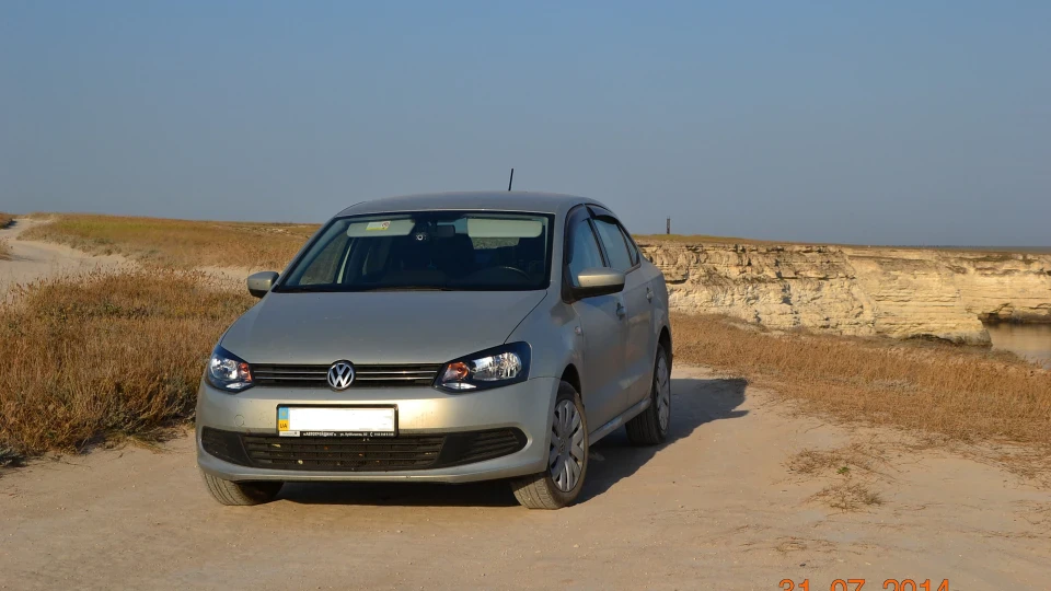 Volkswagen Polo Sedan
