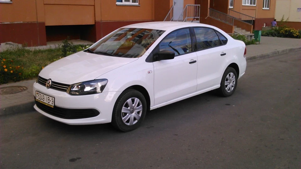 Volkswagen Polo Sedan
