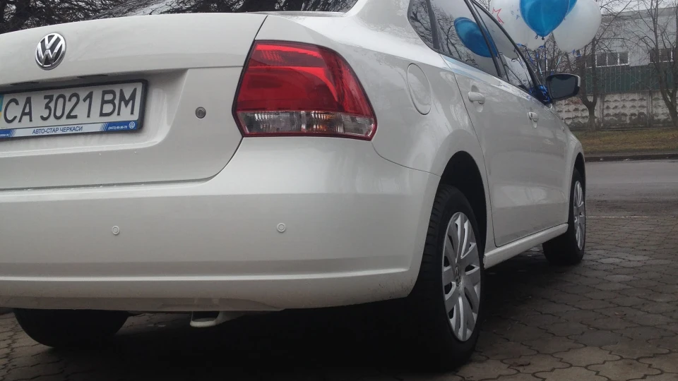 Volkswagen Polo Sedan 2