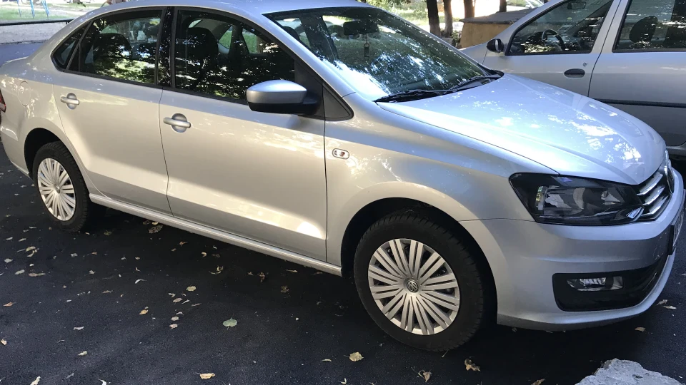 Volkswagen Polo Sedan 1.4 TSI 3