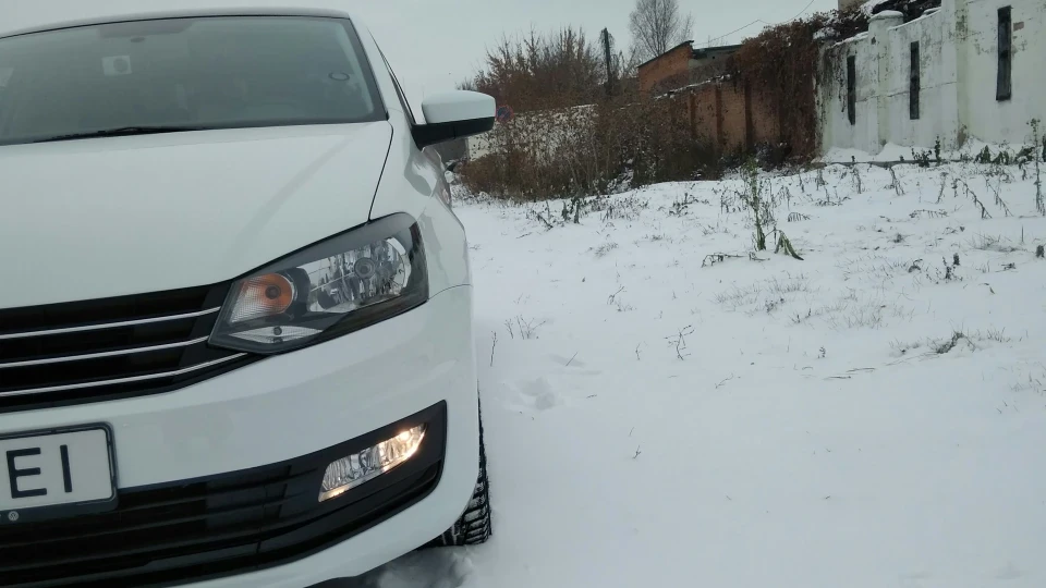 Volkswagen Polo Sedan 1.4TSI DSG PUSHKA 4