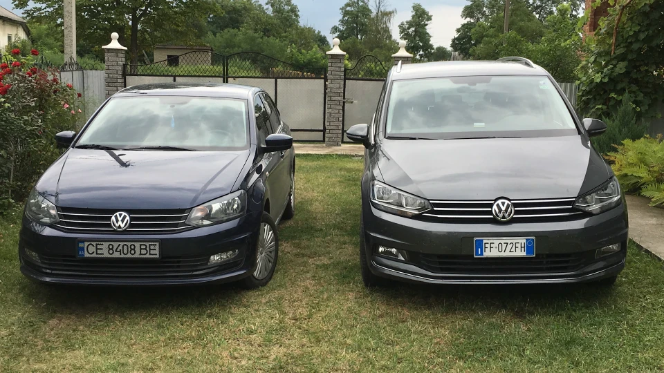 Volkswagen Polo Sedan 1.6 AT 5