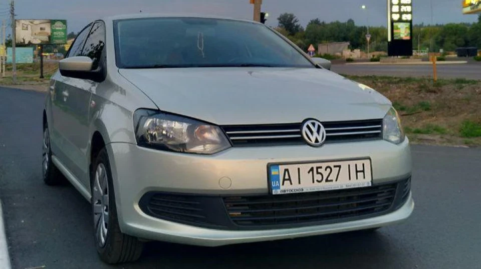 Volkswagen Polo Sedan 1.6 SilverGold 2