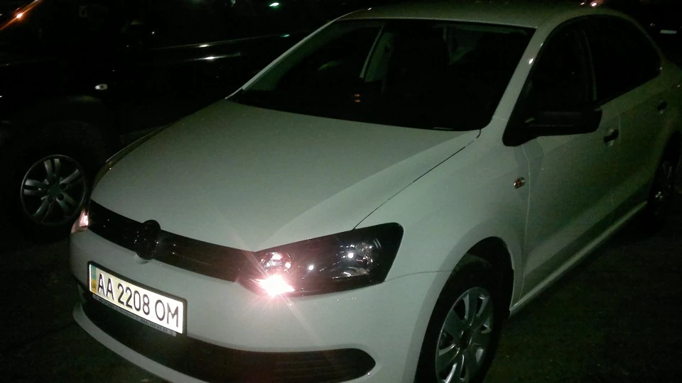 Volkswagen Polo Sedan Білий тренд 2