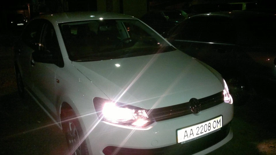 Volkswagen Polo Sedan Білий тренд 3