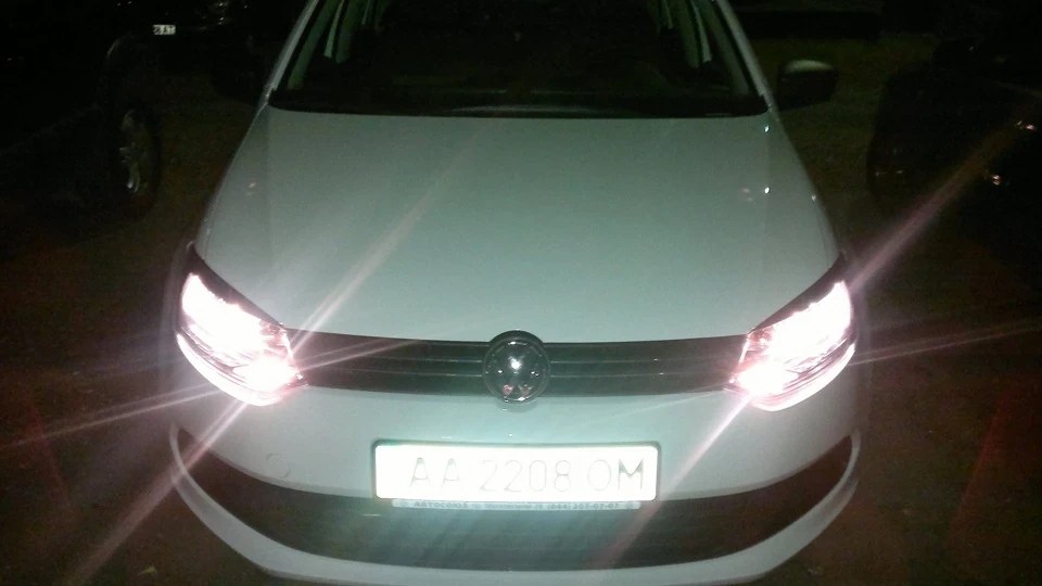 Volkswagen Polo Sedan Білий тренд 4